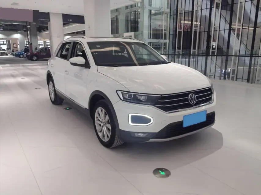 2022 Volkswagen T-Roc 1.4T 150HP L4 7DCT,autocango,china used car exporter,china ev exporter,chinese used car exporter,chinese used ev exporter