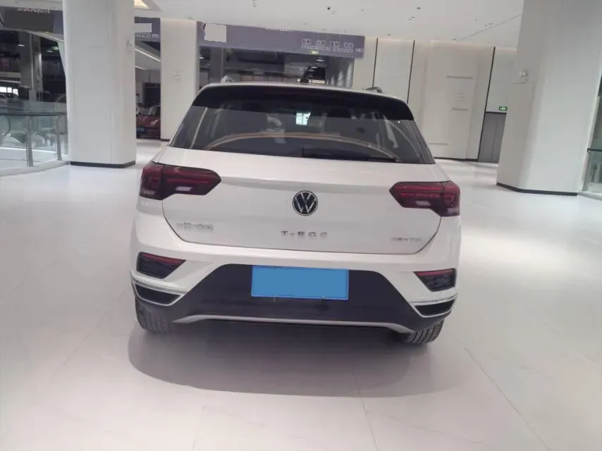 2022 Volkswagen T-Roc 1.4T 150HP L4 7DCT,autocango,china used car exporter,china ev exporter,chinese used car exporter,chinese used ev exporter