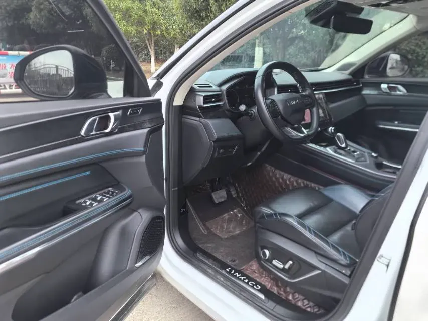 2022 LYNK&CO 05 2.0T 254HP L4 8AT,autocango,china used car exporter,china ev exporter,chinese used car exporter,chinese used ev exporter