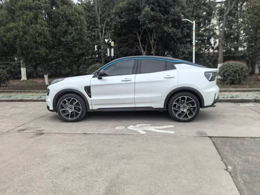 2022 LYNK&CO 05 2.0T 254HP L4 8AT,autocango,china used car exporter,china ev exporter,chinese used car exporter,chinese used ev exporter