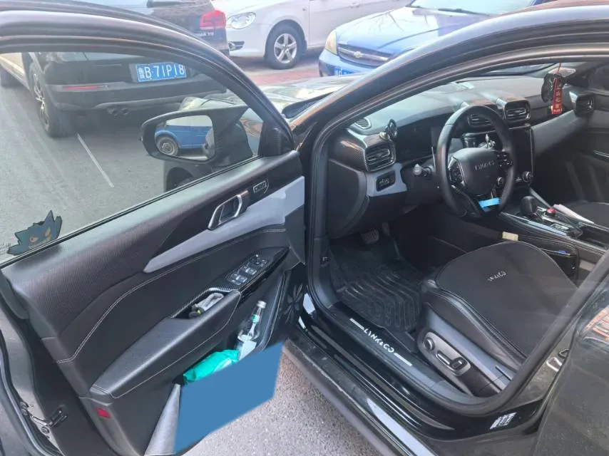 2021 LYNK&CO 03 2.0T 190HP L4 6AT,autocango,china used car exporter,china ev exporter,chinese used car exporter,chinese used ev exporter