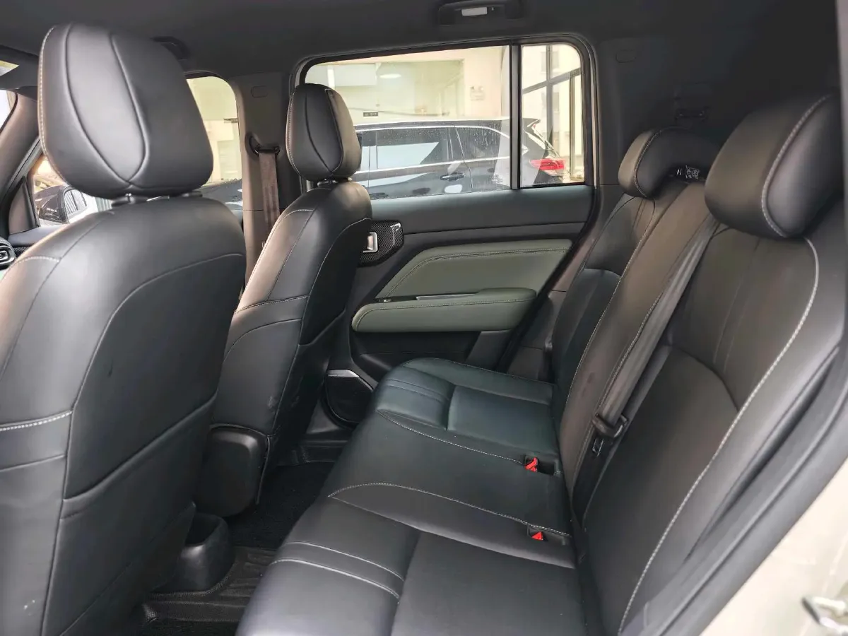 2025 BaoJun YepPlus BEV 41.9KWH,autocango,china used car exporter,china ev exporter,chinese used car exporter,chinese used ev exporter