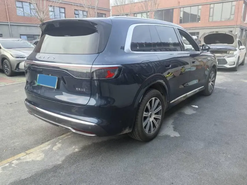 2025 AITO AITO M8 REEV 160HP REEV 53.4KWH,autocango,china used car exporter,china ev exporter,chinese used car exporter,chinese used ev exporter