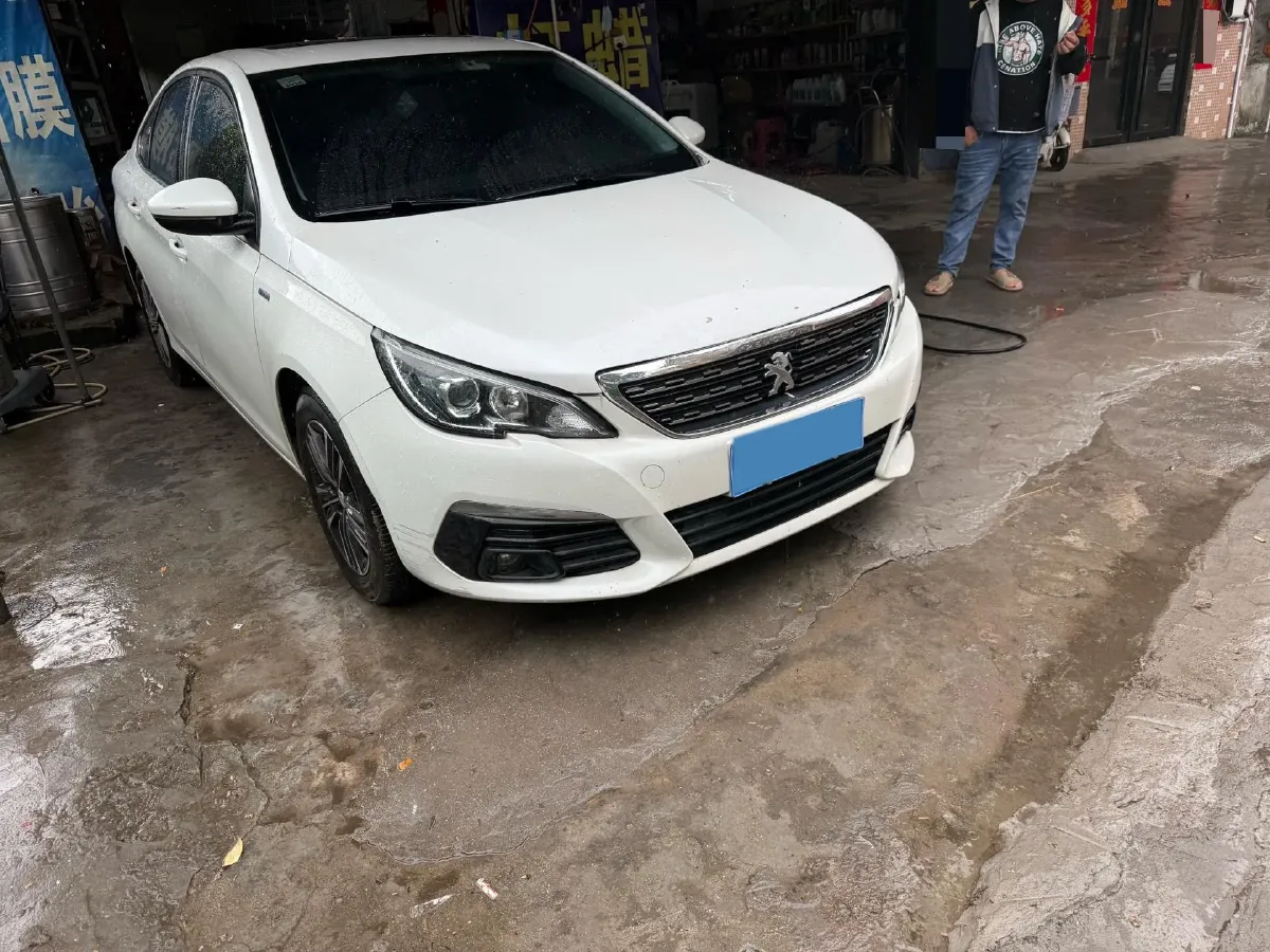 2018 Peugeot 308 1.2T 136HP L3 6AT,autocango,china used car exporter,china ev exporter,chinese used car exporter,chinese used ev exporter