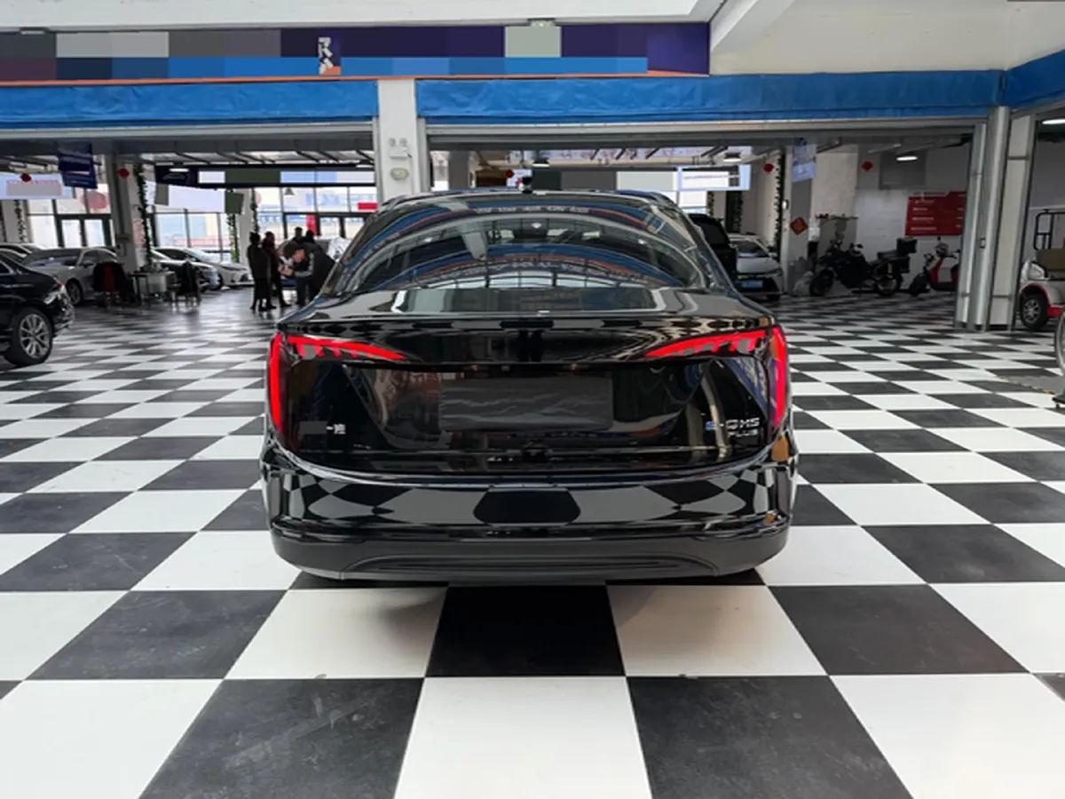 2024 HongQi E-QM5 BEV 72KWH,autocango,china used car exporter,china ev exporter,chinese used car exporter,chinese used ev exporter