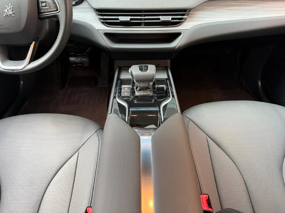 2024 HongQi E-QM5 BEV 72KWH,autocango,china used car exporter,china ev exporter,chinese used car exporter,chinese used ev exporter