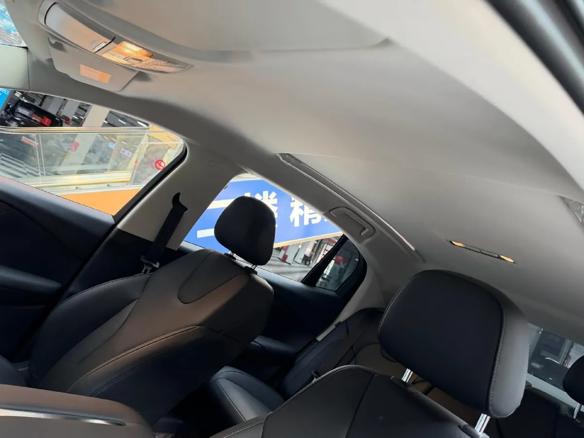 2024 HongQi E-QM5 BEV 72KWH,autocango,china used car exporter,china ev exporter,chinese used car exporter,chinese used ev exporter