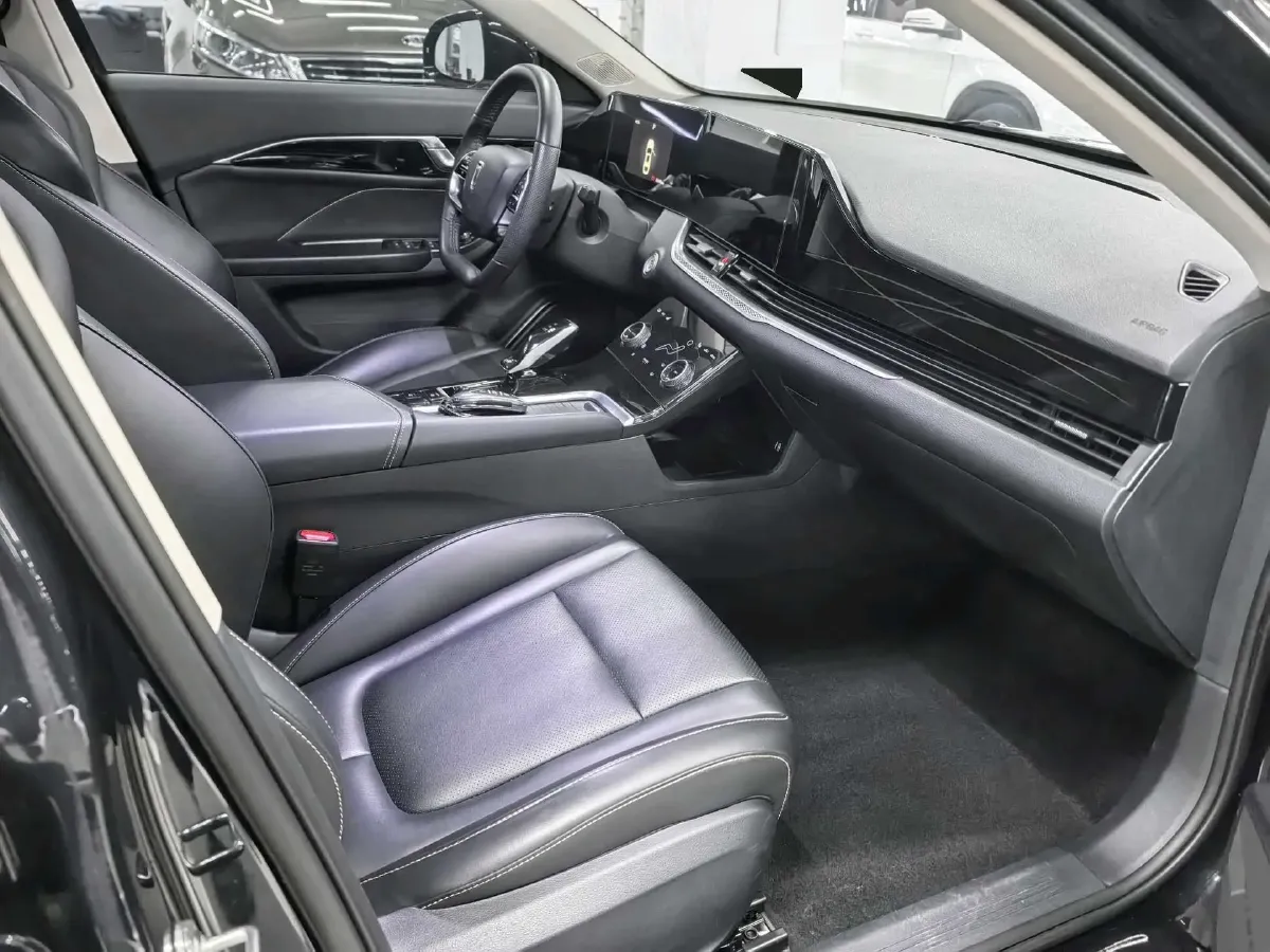 2021 Bestune B70 1.5T 169HP L4 7DCT,autocango,china used car exporter,china ev exporter,chinese used car exporter,chinese used ev exporter