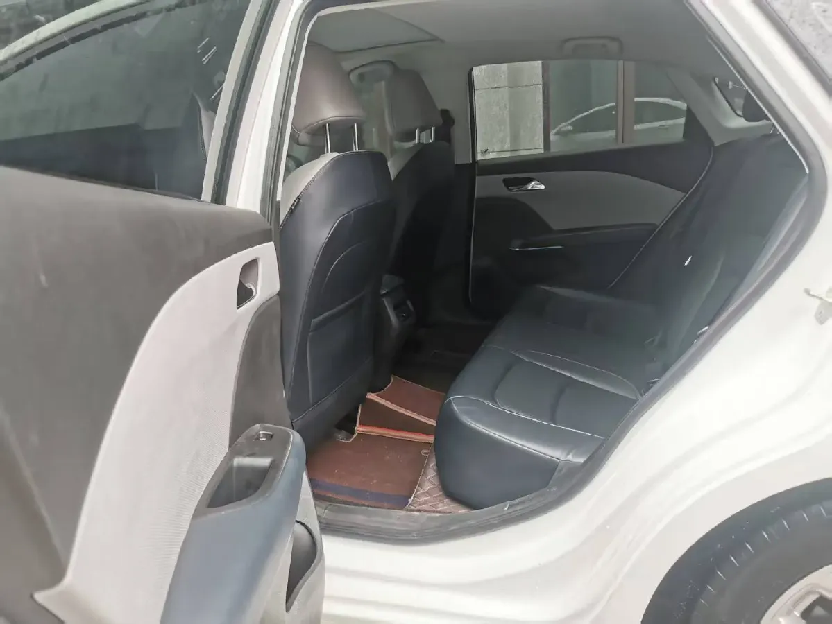 2023 Chevrolet Monza 1.5L 113HP L4 6DCT,autocango,china used car exporter,china ev exporter,chinese used car exporter,chinese used ev exporter