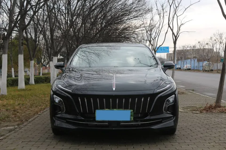 2024 HongQi E-QM5 BEV 60KWH,autocango,china used car exporter,china ev exporter,chinese used car exporter,chinese used ev exporter