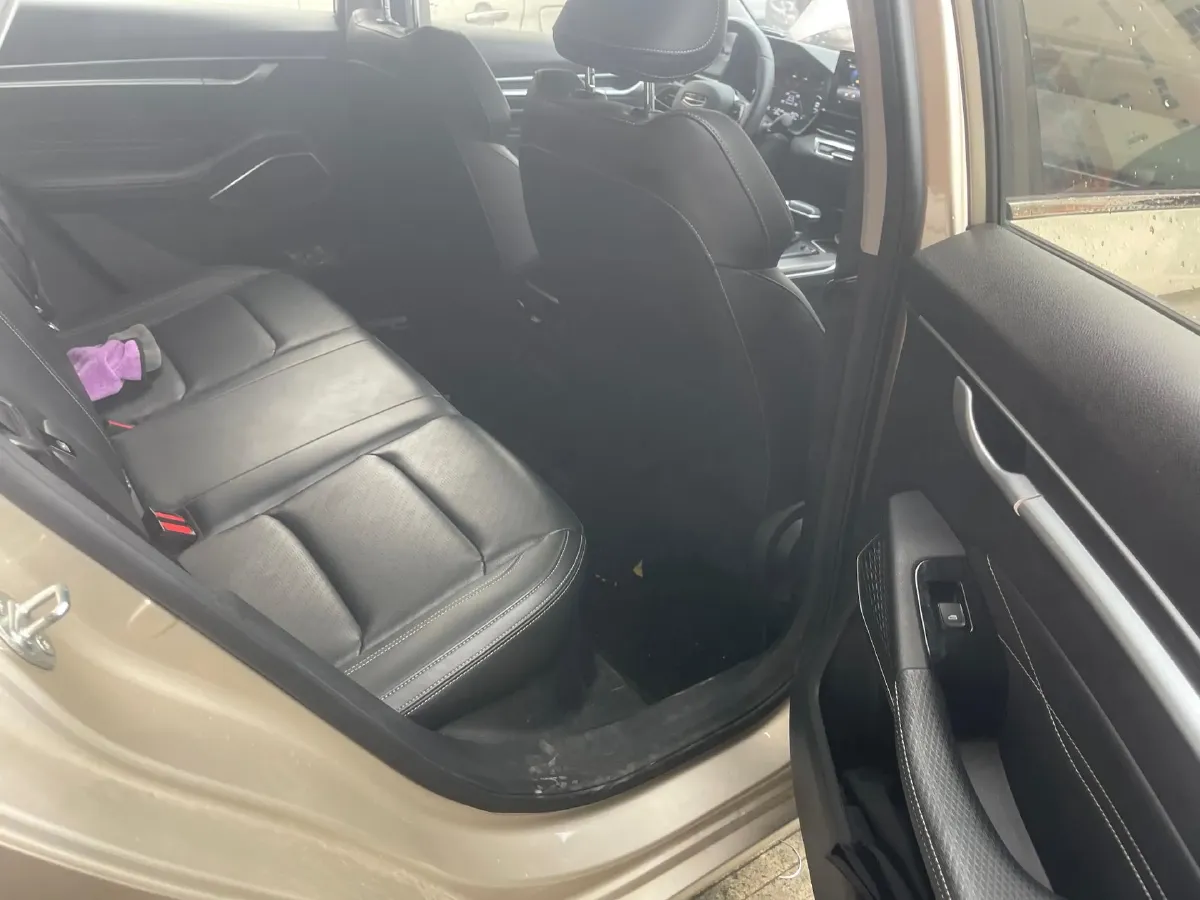 2022 Geely Emgrand 1.5L 114HP L4 CVT,autocango,china used car exporter,china ev exporter,chinese used car exporter,chinese used ev exporter