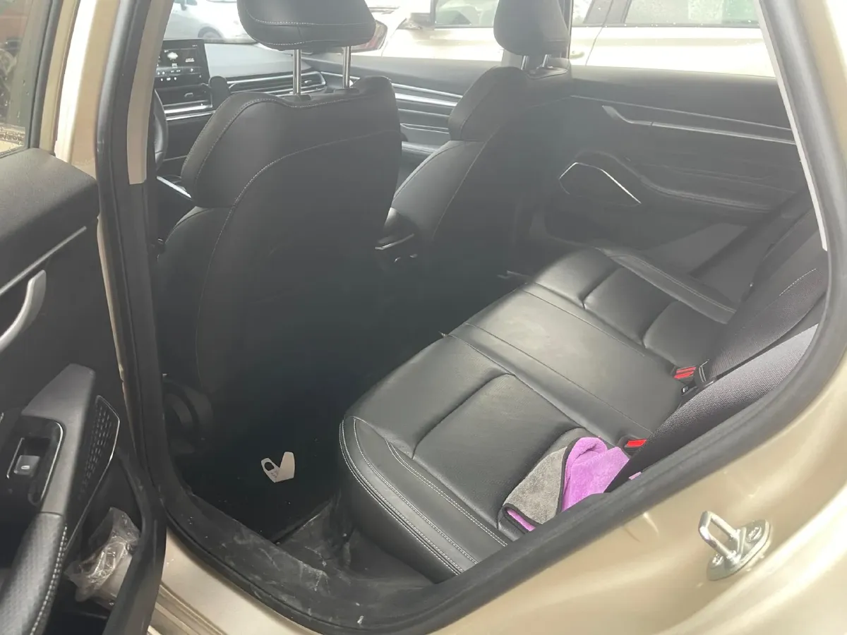 2022 Geely Emgrand 1.5L 114HP L4 CVT,autocango,china used car exporter,china ev exporter,chinese used car exporter,chinese used ev exporter