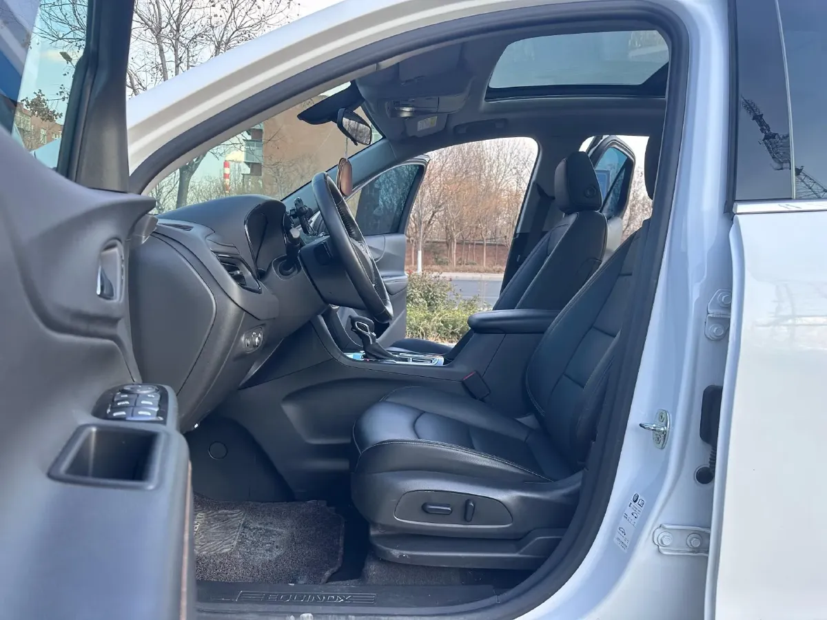 2021 Chevrolet Equinox 1.5T 169HP L4 6AT,autocango,china used car exporter,china ev exporter,chinese used car exporter,chinese used ev exporter