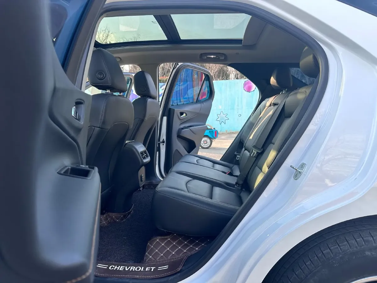 2021 Chevrolet Equinox 1.5T 169HP L4 6AT,autocango,china used car exporter,china ev exporter,chinese used car exporter,chinese used ev exporter