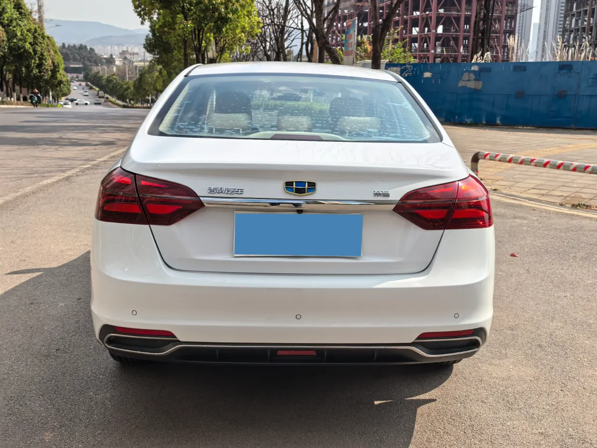 2019 Geely Emgrand 1.5L 109HP L4 5MT,autocango,china used car exporter,china ev exporter,chinese used car exporter,chinese used ev exporter