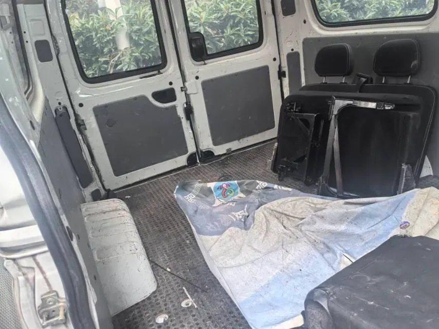 2021 MAXUS XinTu V80 2.0T 127HP L4 6MT,autocango,china used car exporter,china ev exporter,chinese used car exporter,chinese used ev exporter