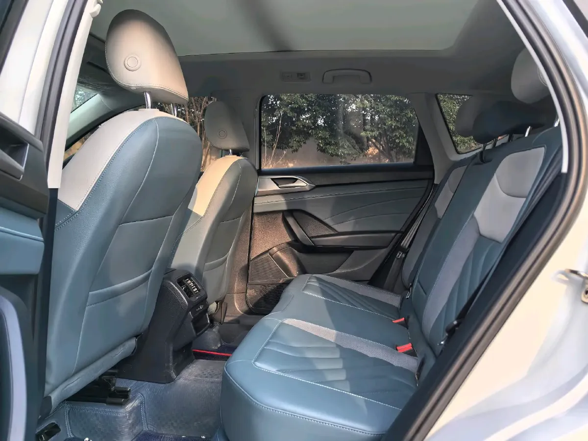 2023 Volkswagen Tharu 1.5T 160HP L4 7DCT,autocango,china used car exporter,china ev exporter,chinese used car exporter,chinese used ev exporter