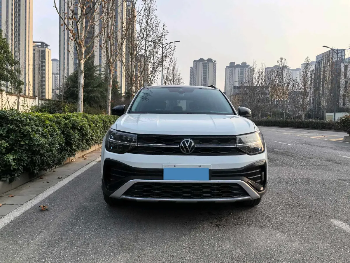 2023 Volkswagen Tharu 1.5T 160HP L4 7DCT,autocango,china used car exporter,china ev exporter,chinese used car exporter,chinese used ev exporter