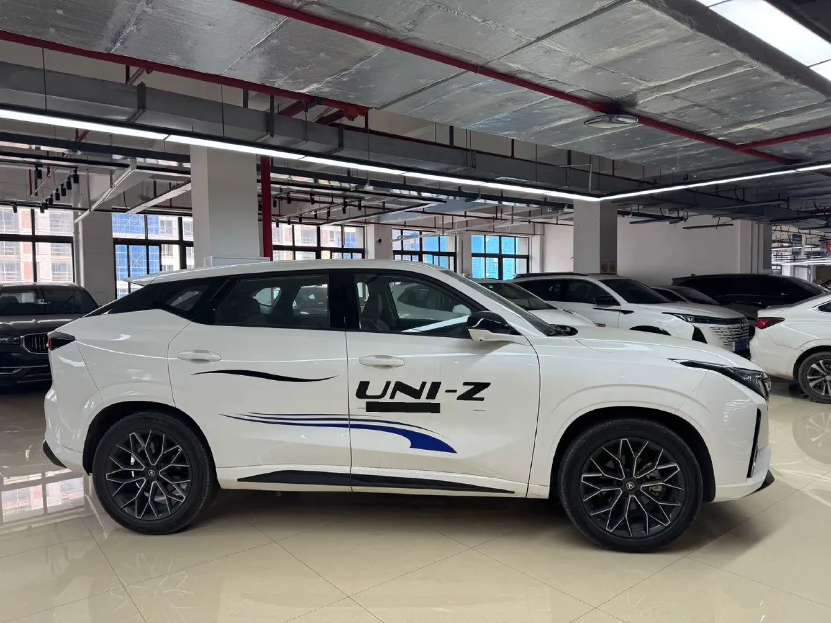 2025 ChangAn UNI-Z 1.5T 188HP L4 7DCT,autocango,china used car exporter,china ev exporter,chinese used car exporter,chinese used ev exporter