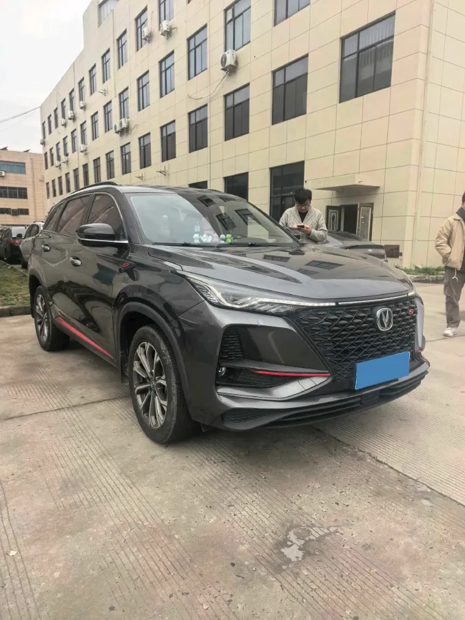 2020 ChangAn CS75 Plus 2.0T 233HP L4 8AT,autocango,china used car exporter,china ev exporter,chinese used car exporter,chinese used ev exporter