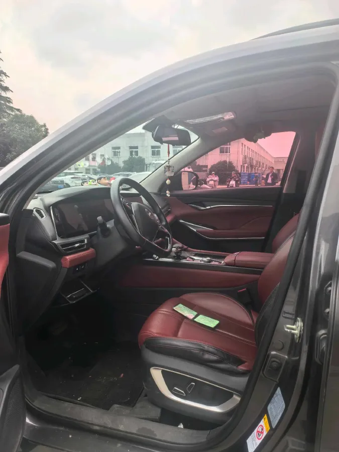 2020 ChangAn CS75 Plus 2.0T 233HP L4 8AT,autocango,china used car exporter,china ev exporter,chinese used car exporter,chinese used ev exporter