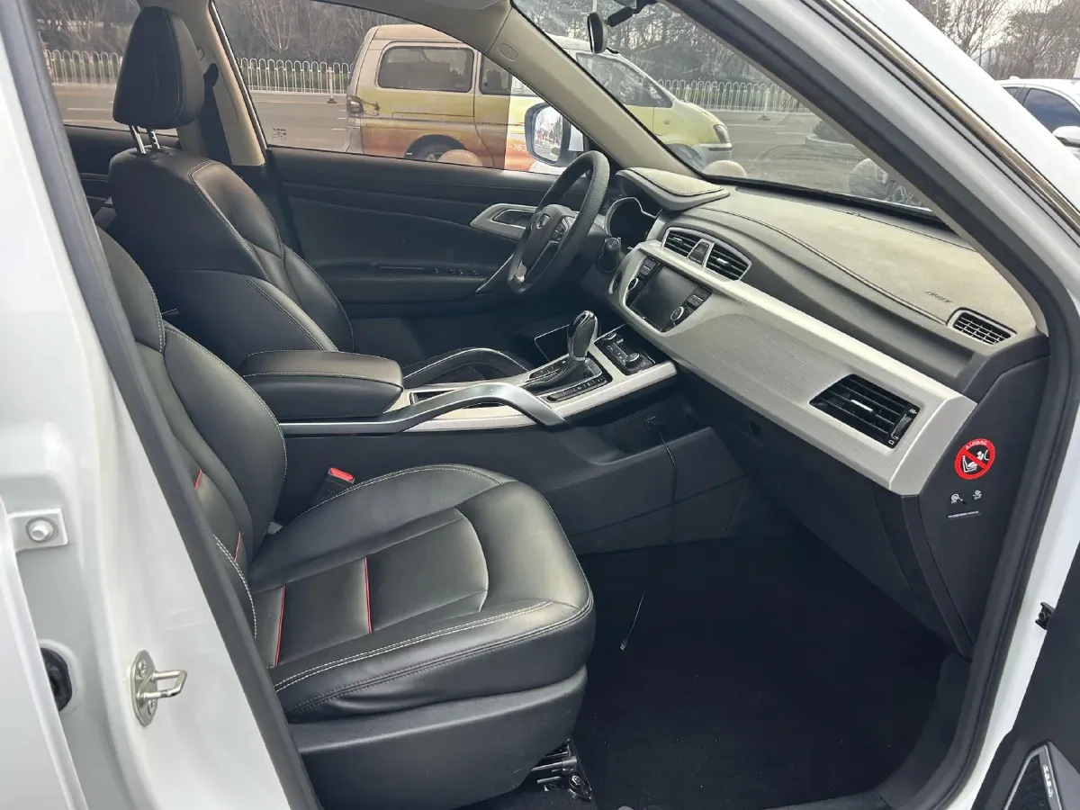 2018 Geely Azkarra 1.8T 184HP L4 6AT,autocango,china used car exporter,china ev exporter,chinese used car exporter,chinese used ev exporter