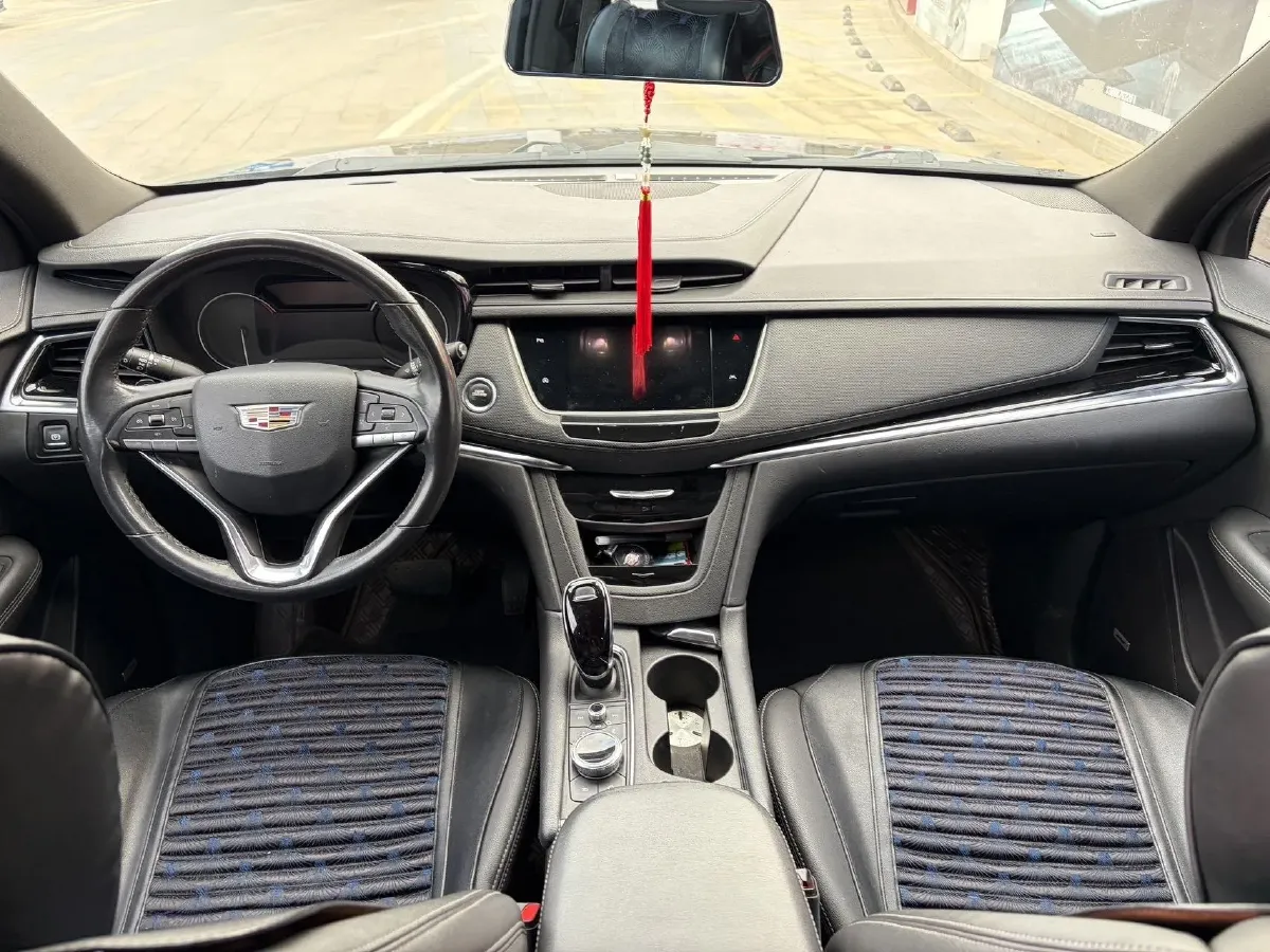 2021 Cadillac XT6 2.0T 237HP L4 9AT,autocango,china used car exporter,china ev exporter,chinese used car exporter,chinese used ev exporter