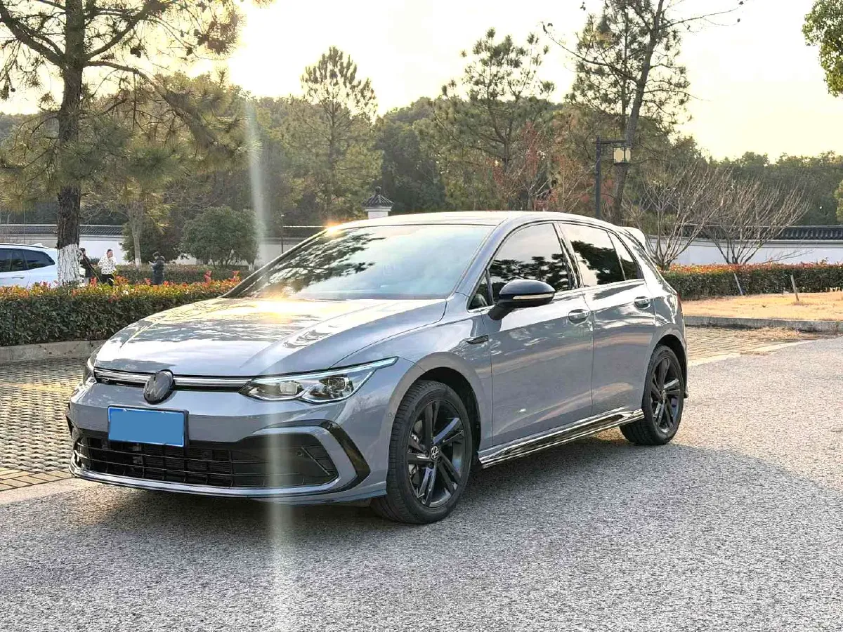 2023 Volkswagen Golf 1.4T 150HP L4 7DCT,autocango,china used car exporter,china ev exporter,chinese used car exporter,chinese used ev exporter