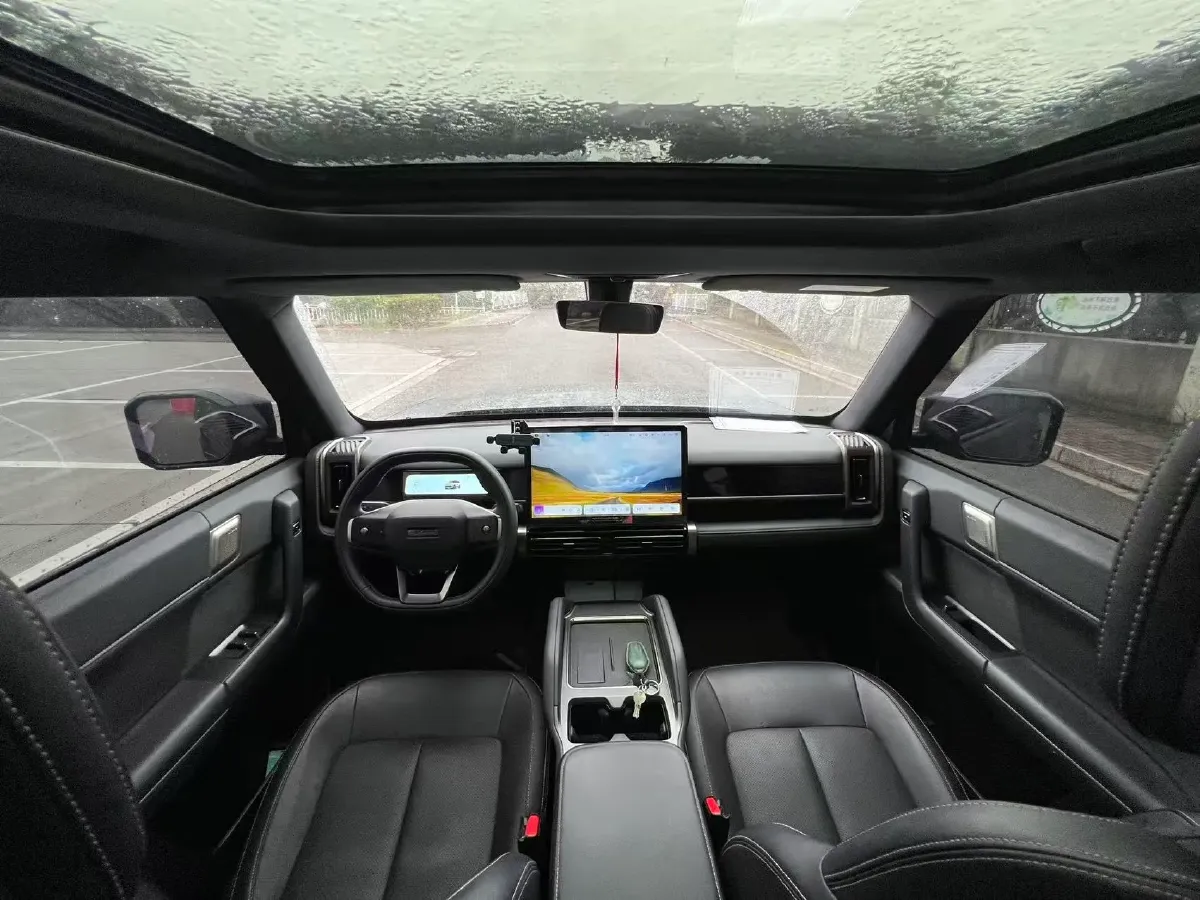 2024 iCAR iCAR 03 BEV 65.69KWH,autocango,china used car exporter,china ev exporter,chinese used car exporter,chinese used ev exporter