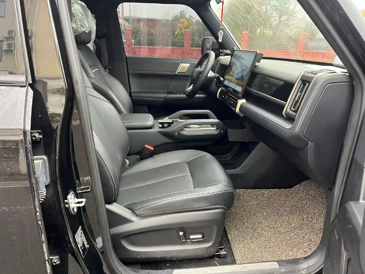 2024 iCAR iCAR 03 BEV 65.69KWH,autocango,china used car exporter,china ev exporter,chinese used car exporter,chinese used ev exporter