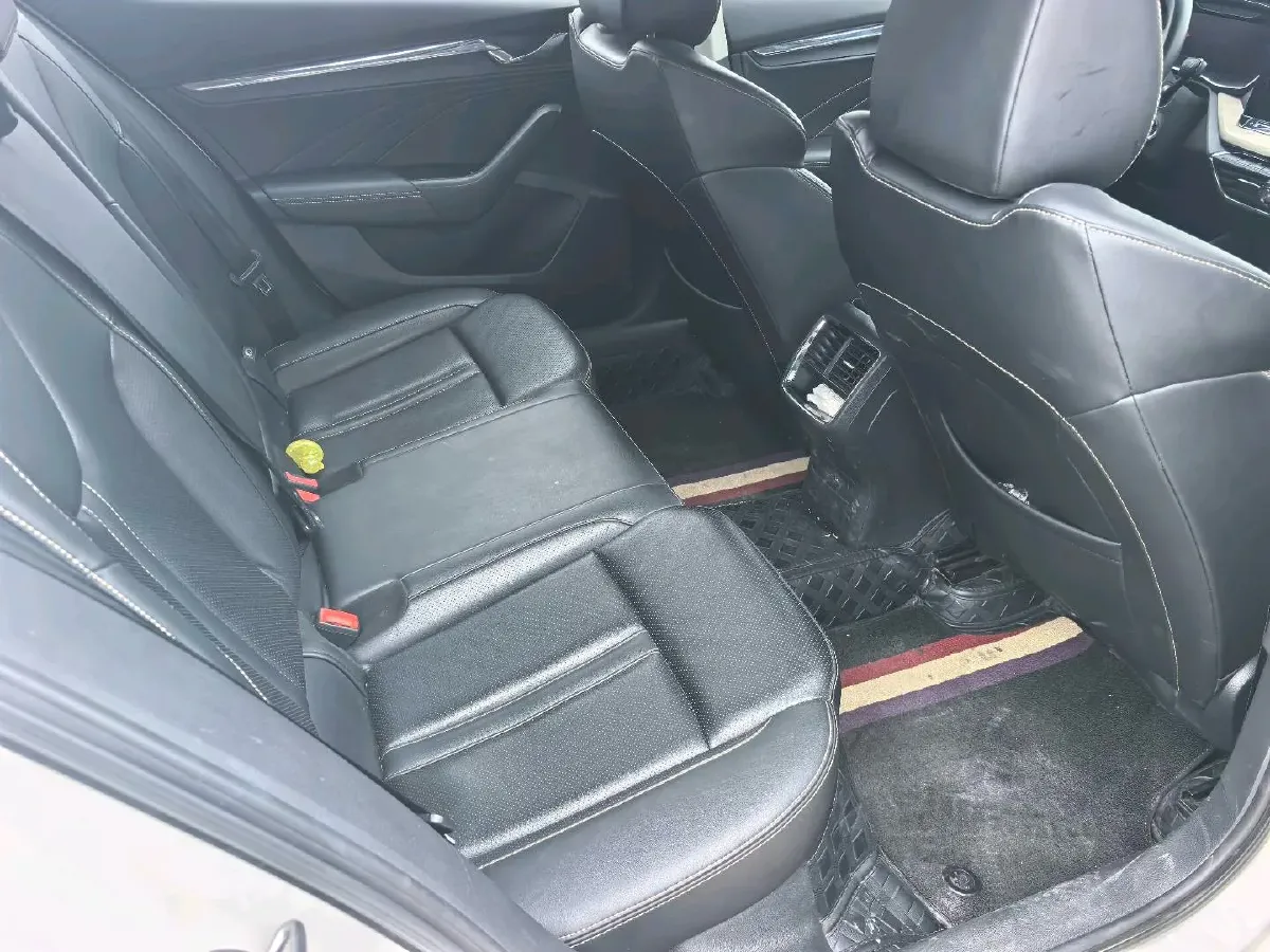 2022 Skoda Octavia 1.4T 150HP L4 7DCT,autocango,china used car exporter,china ev exporter,chinese used car exporter,chinese used ev exporter