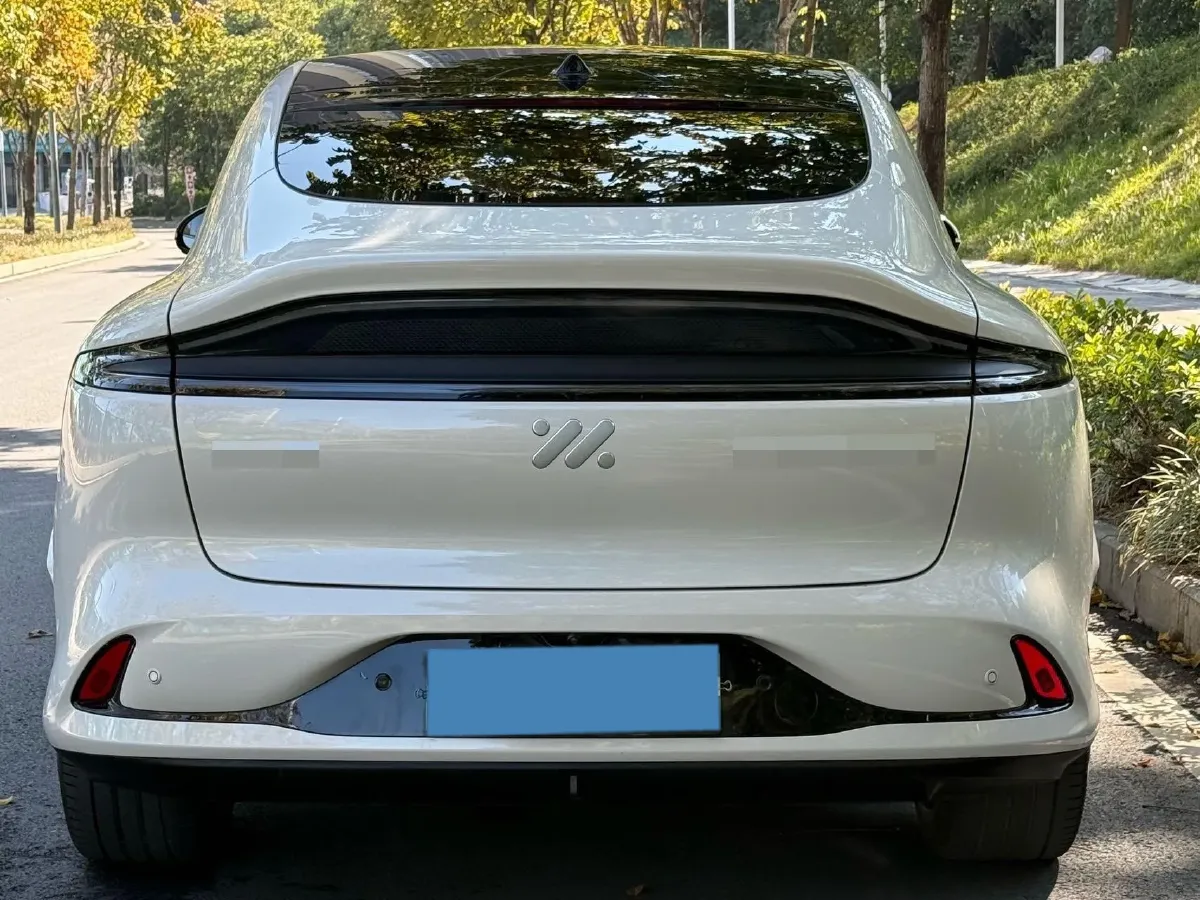 2023 IM LS6 BEV 100KWH,autocango,china used car exporter,china ev exporter,chinese used car exporter,chinese used ev exporter