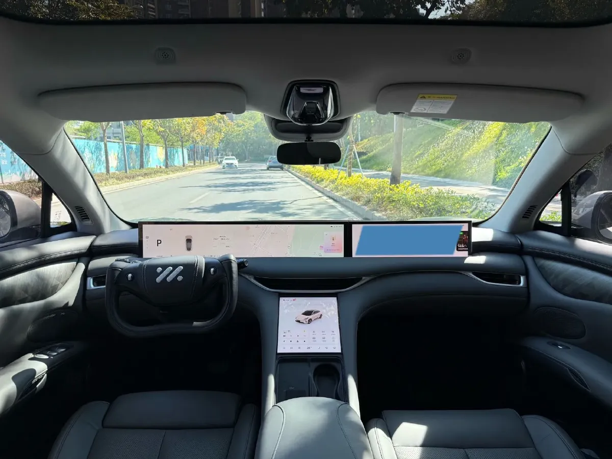 2023 IM LS6 BEV 100KWH,autocango,china used car exporter,china ev exporter,chinese used car exporter,chinese used ev exporter