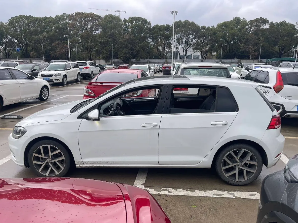 2020 Volkswagen Golf 1.4T 150HP L4 7DCT,autocango,china used car exporter,china ev exporter,chinese used car exporter,chinese used ev exporter