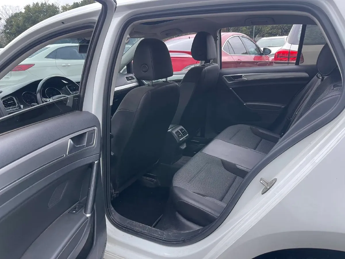 2020 Volkswagen Golf 1.4T 150HP L4 7DCT,autocango,china used car exporter,china ev exporter,chinese used car exporter,chinese used ev exporter