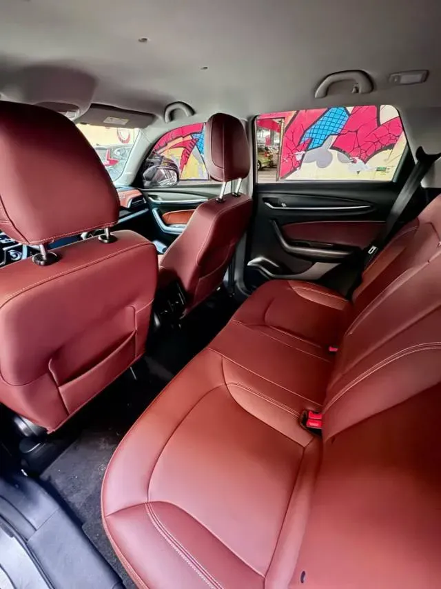 2018 Brilliance Auto V6 1.5T 150HP L4 6MT,autocango,china used car exporter,china ev exporter,chinese used car exporter,chinese used ev exporter