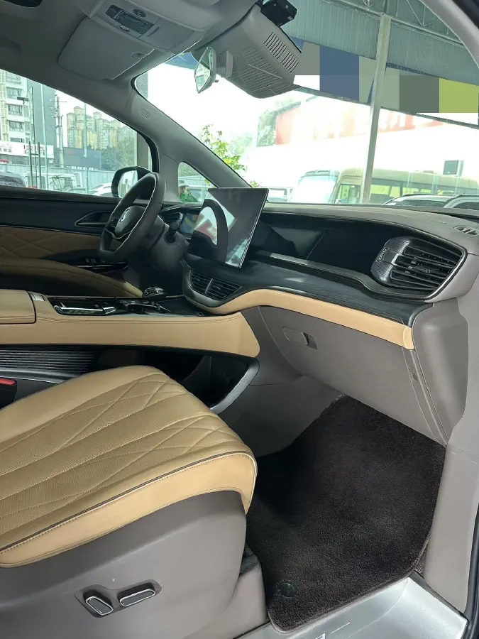 2022 Mercedes-Benz GLC Class 2.0T 197HP L4 9AT,autocango,china used car exporter,china ev exporter,chinese used car exporter,chinese used ev exporter