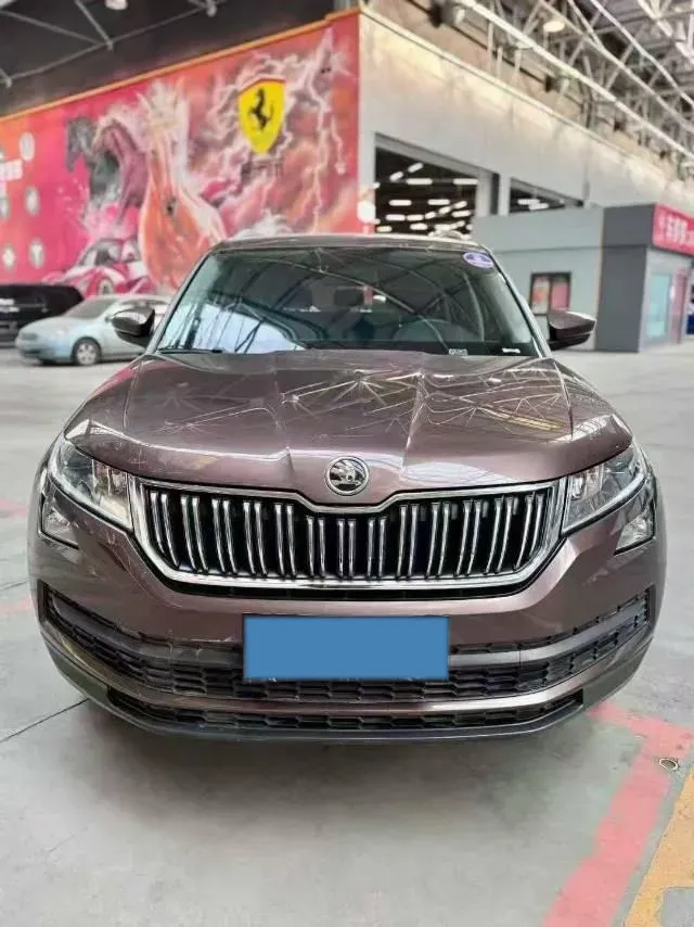 2018 Skoda Kodiak 2.0T 186HP L4 7DCT,autocango,china used car exporter,china ev exporter,chinese used car exporter,chinese used ev exporter