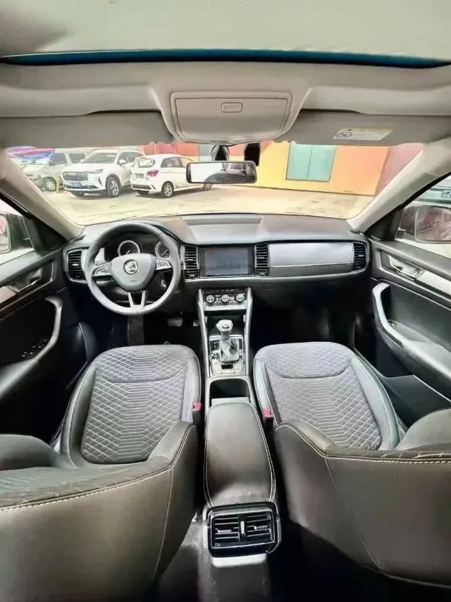 2018 Skoda Kodiak 2.0T 186HP L4 7DCT,autocango,china used car exporter,china ev exporter,chinese used car exporter,chinese used ev exporter