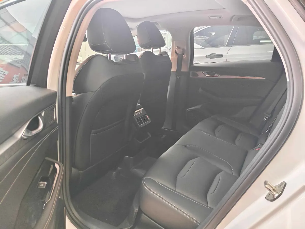 2021 Geely Preface 2.0T 190HP L4 7DCT,autocango,china used car exporter,china ev exporter,chinese used car exporter,chinese used ev exporter