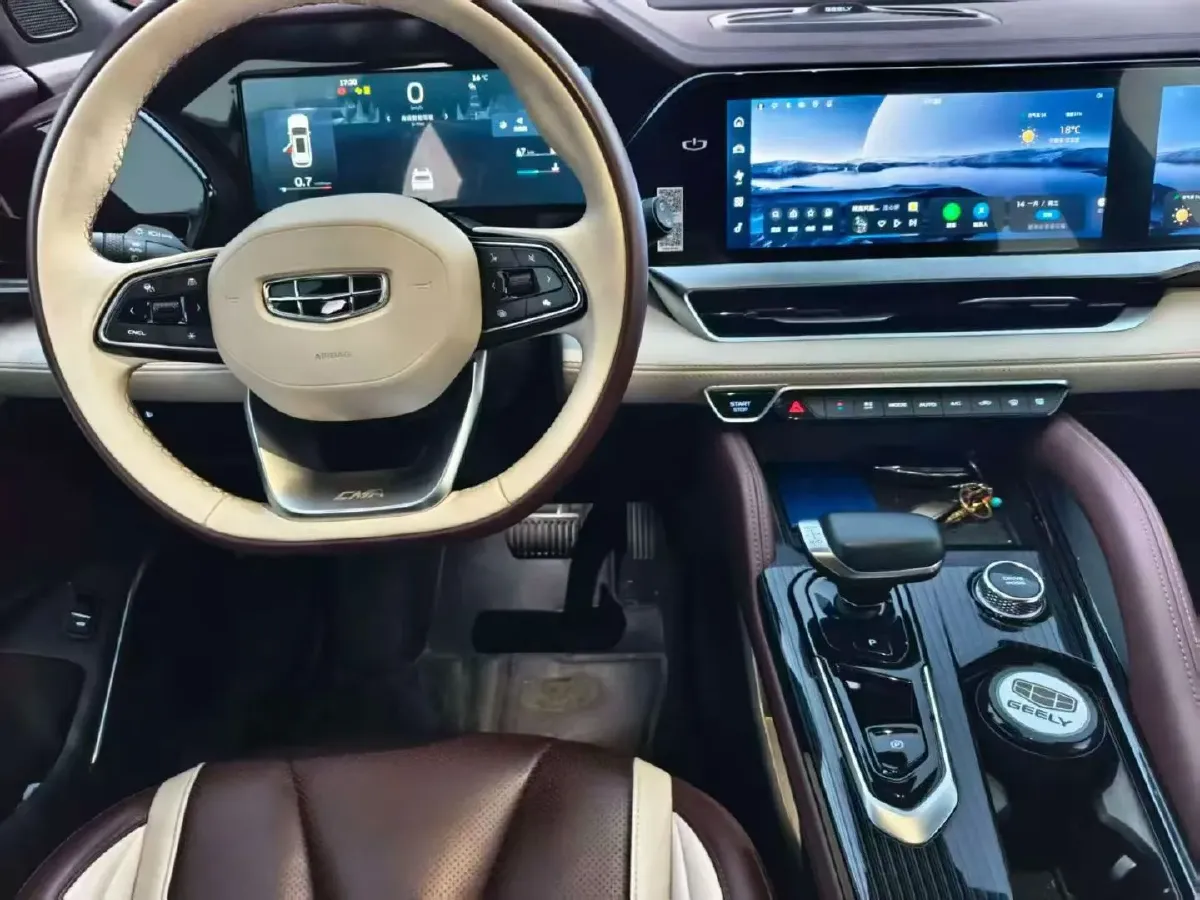 2021 Geely Monjaro 2.0T 218HP L4 7DCT,autocango,china used car exporter,china ev exporter,chinese used car exporter,chinese used ev exporter