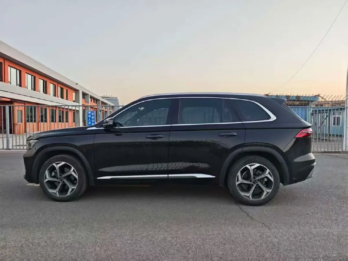 2021 Geely Monjaro 2.0T 218HP L4 7DCT,autocango,china used car exporter,china ev exporter,chinese used car exporter,chinese used ev exporter