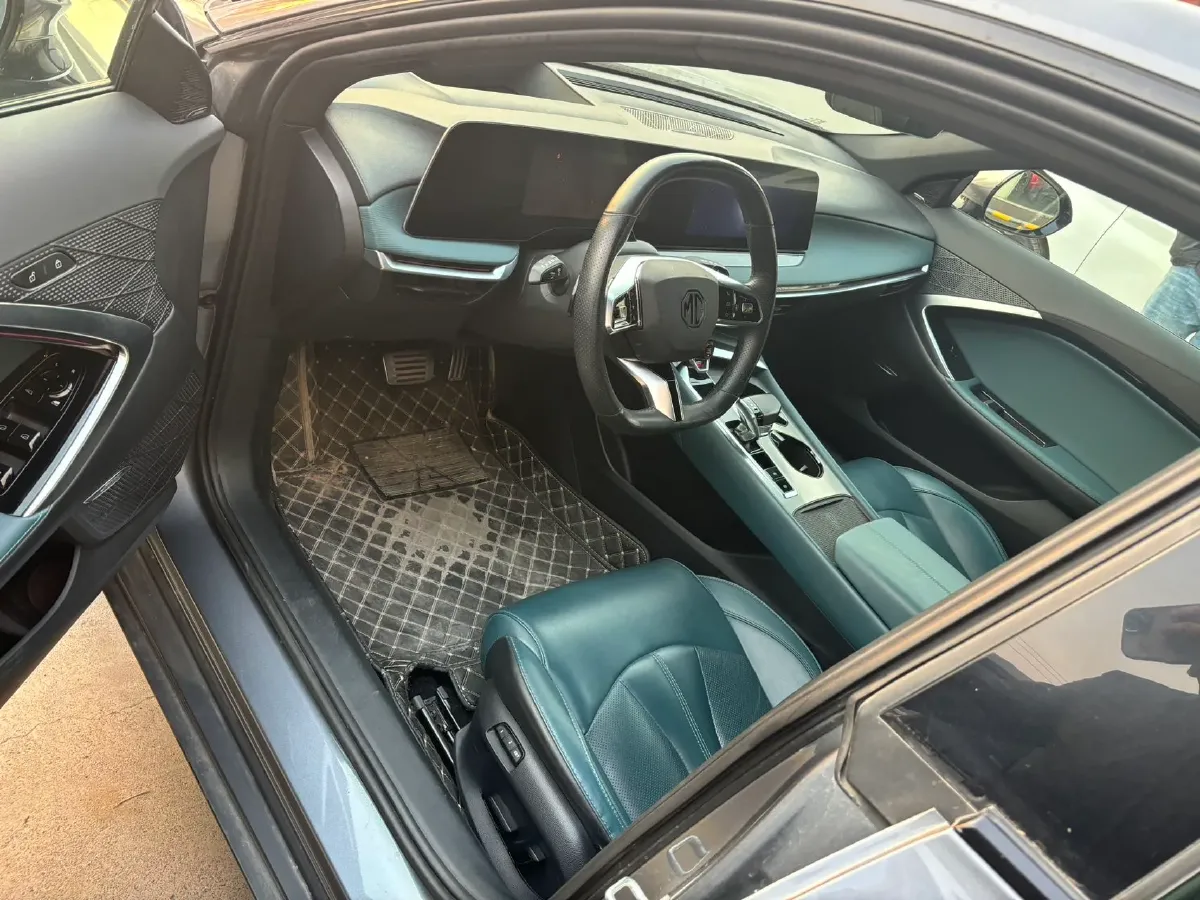 2023 MG 7 2.0T 261HP L4 9AT,autocango,china used car exporter,china ev exporter,chinese used car exporter,chinese used ev exporter