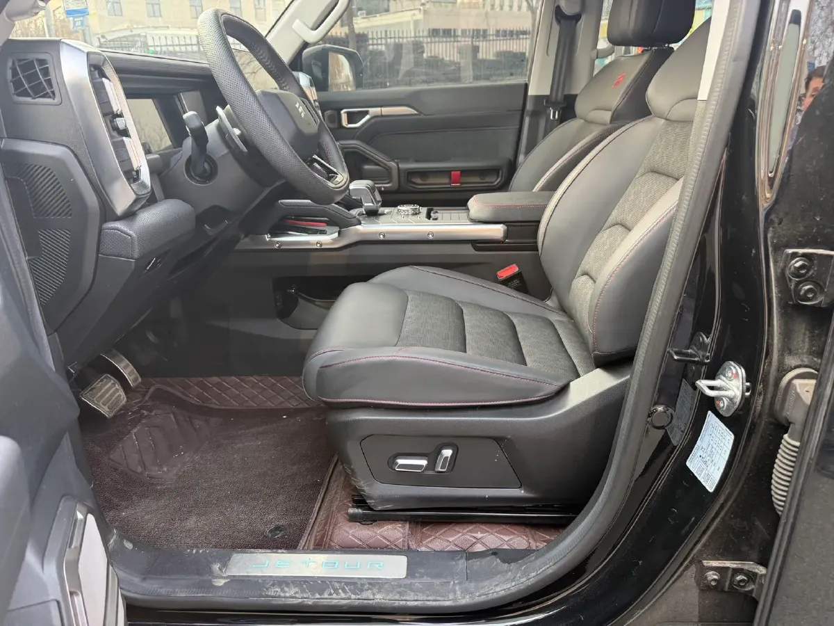 2023 Jetour Traveller 2.0T 254HP L4 7DCT,autocango,china used car exporter,china ev exporter,chinese used car exporter,chinese used ev exporter