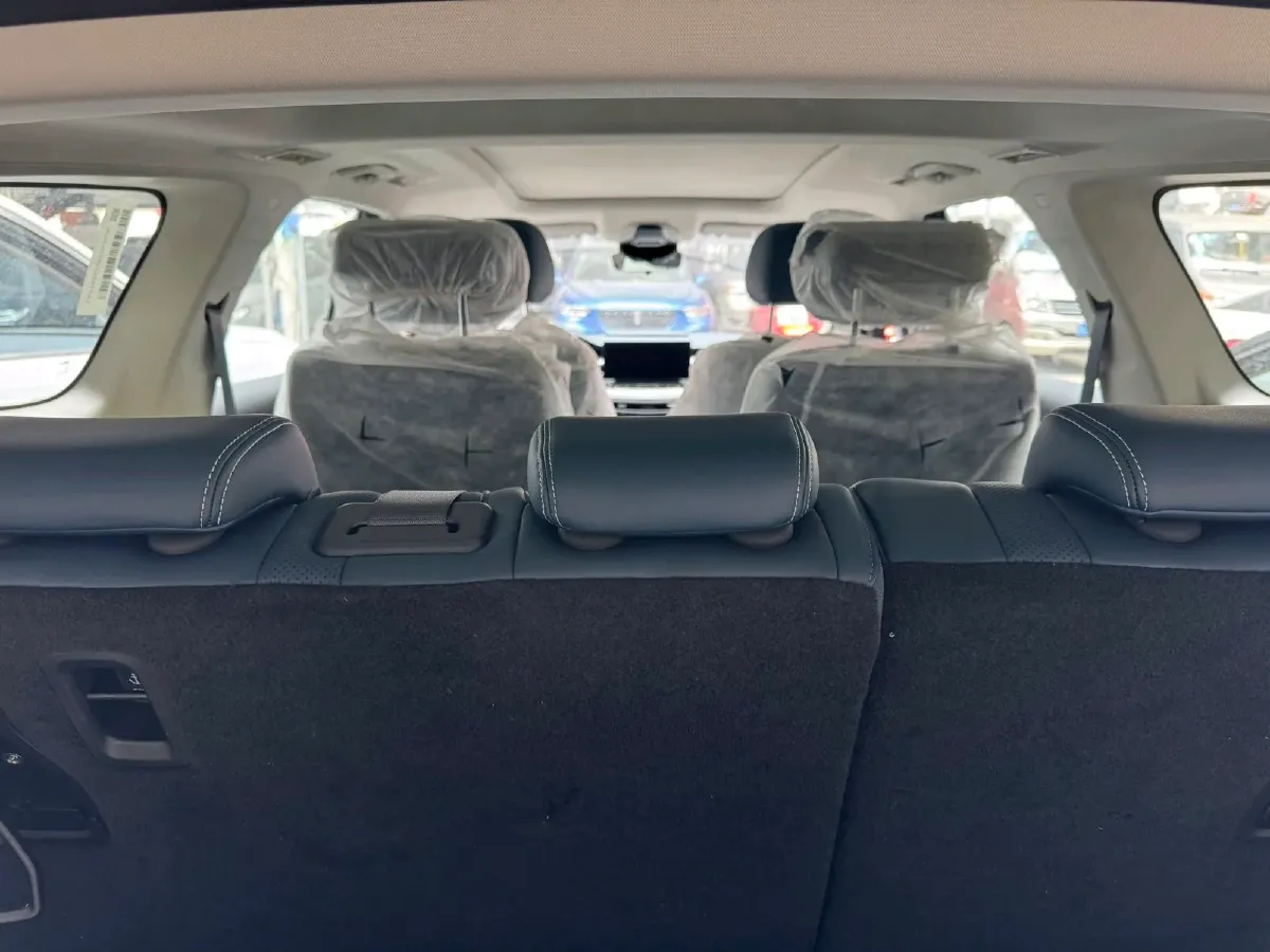 2025 Geely JiaJi 1.5T 181HP L4 7DCT,autocango,china used car exporter,china ev exporter,chinese used car exporter,chinese used ev exporter