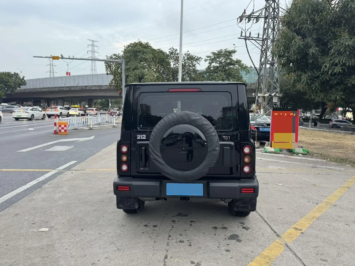 2024 212 212 T01 2.0T 252HP L4 8AT,autocango,china used car exporter,china ev exporter,chinese used car exporter,chinese used ev exporter