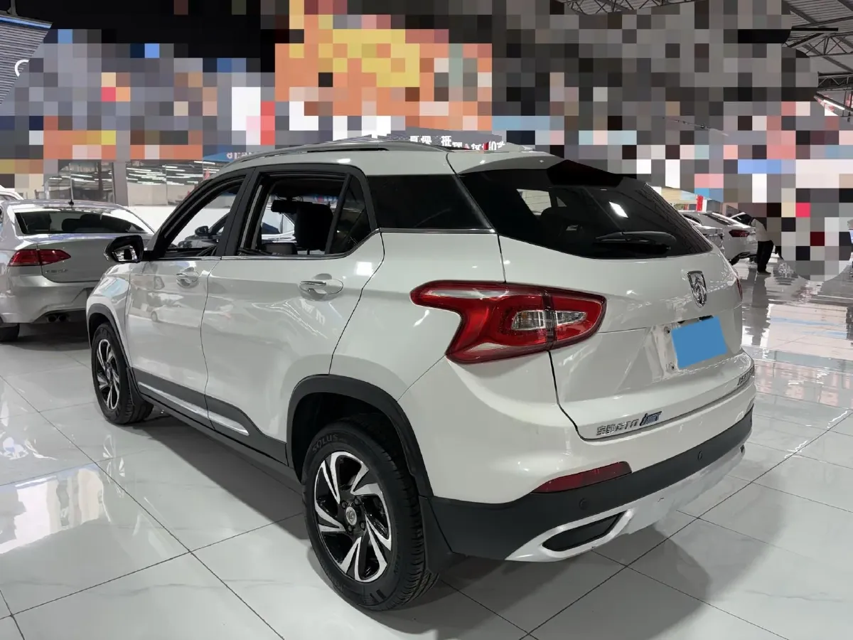 2017 HaiMa S5 Young Edition 1.6L 122HP L4 5MT,autocango,china used car exporter,china ev exporter,chinese used car exporter,chinese used ev exporter