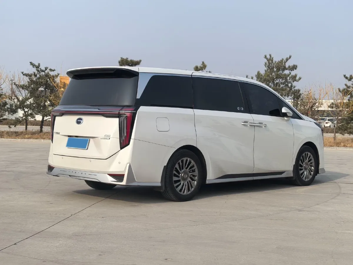 2024 GAC Trumpchi M8 2.0T 190HP L4 E-CVT Hybrid,autocango,china used car exporter,china ev exporter,chinese used car exporter,chinese used ev exporter