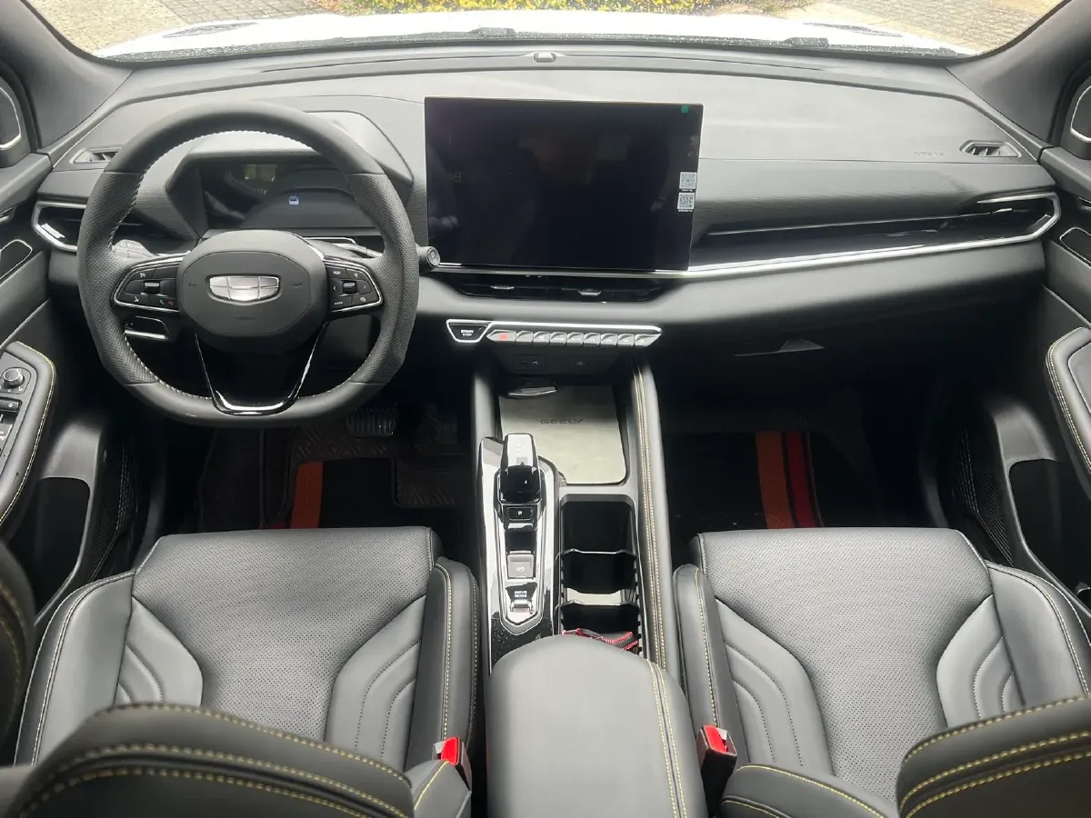 2025 Geely Coolray 1.5T 181HP L4 7DCT,autocango,china used car exporter,china ev exporter,chinese used car exporter,chinese used ev exporter