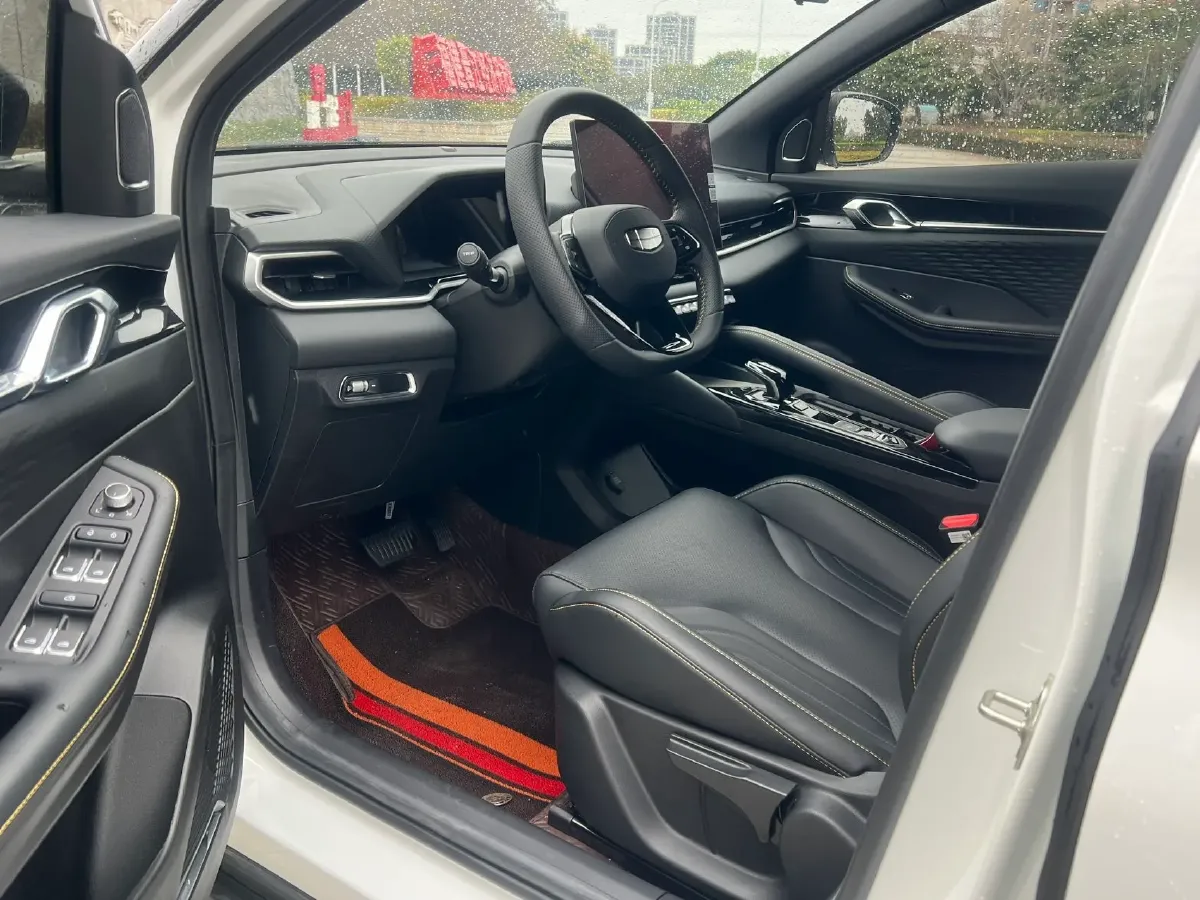 2025 Geely Coolray 1.5T 181HP L4 7DCT,autocango,china used car exporter,china ev exporter,chinese used car exporter,chinese used ev exporter